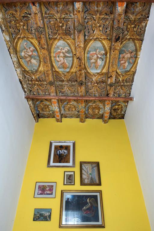 Domus Decumana a Palazzo Petrucci Apartment Napoli Cameră foto
